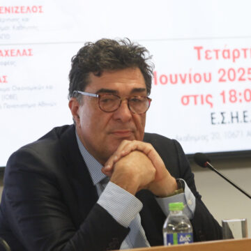 Αλέξης Παπαχελάς