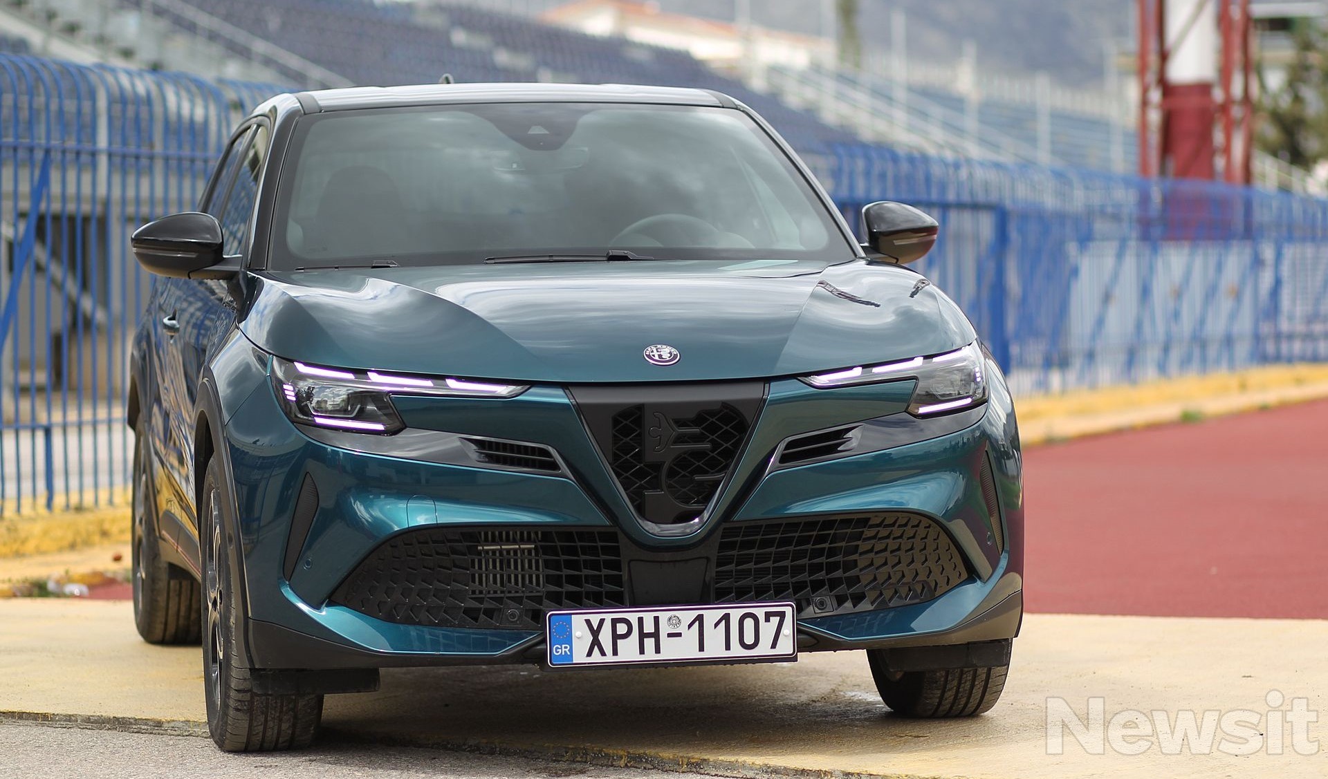 Alfa Romeo Junior 1.2 145PS Ibrida – Δοκιμή: Προσιτή και ξεχωριστή!