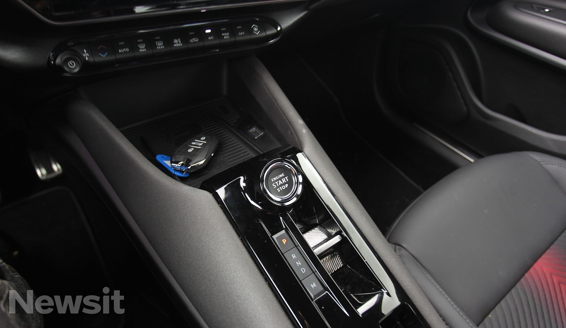 Alfa Romeo Junior 1.2 145PS Ibrida – Δοκιμή: Προσιτή και ξεχωριστή!