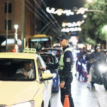 Έλεγχοι αλκοτέστ στο κέντρο της Αθήνας