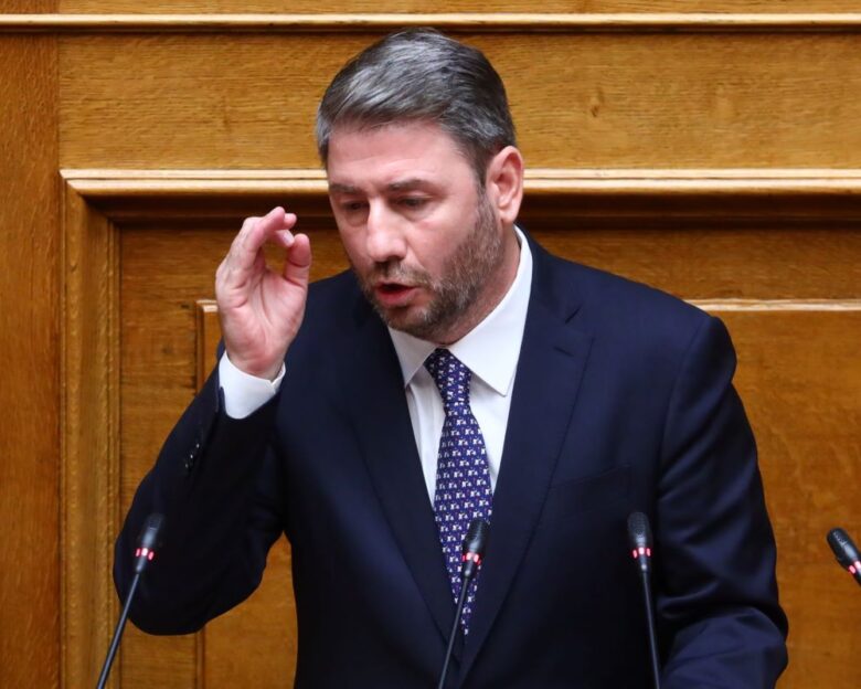 Νίκος Ανδρουλάκης: Τα κόμματα της δημοκρατικής αντιπολίτευσης να συνεννοηθούμε για την αναθεώρηση του άρθρου 86