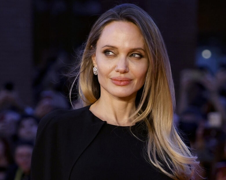 Αντζελίνα Τζολί