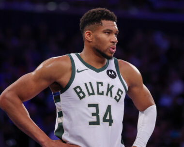 Ο Γιάννης Αντετοκούνμπο σε αγώνα των Μιλγουόκι Μπακς