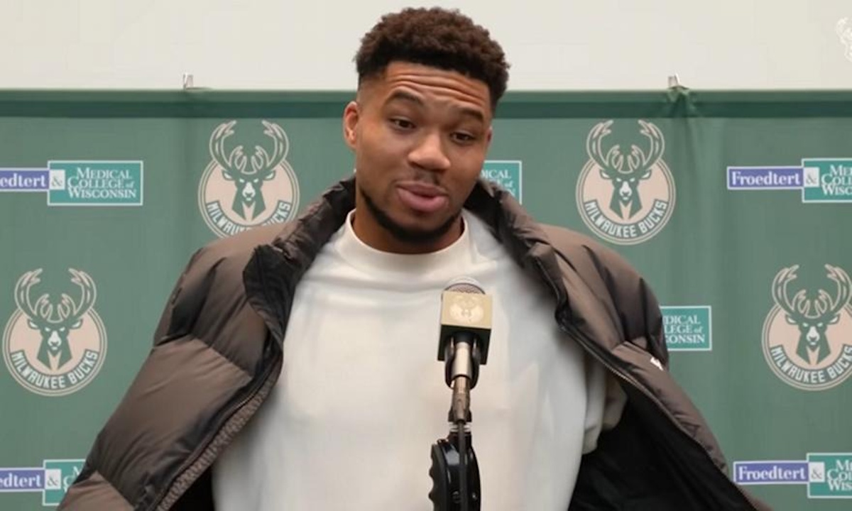 Γιάννης Αντετοκούνμπο: «Είμαι η πιο καυτή γκόμενα στο παιχνίδι αυτή τη στιγμή»