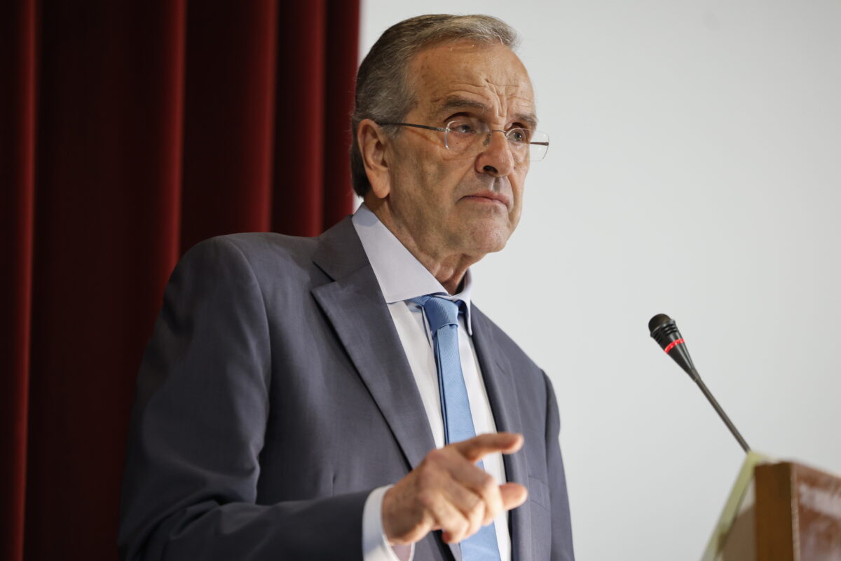 Αντώνης Σαμαράς