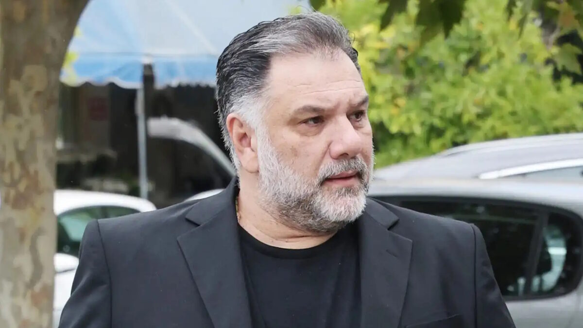 Γρηγόρης Αρναούτογλου