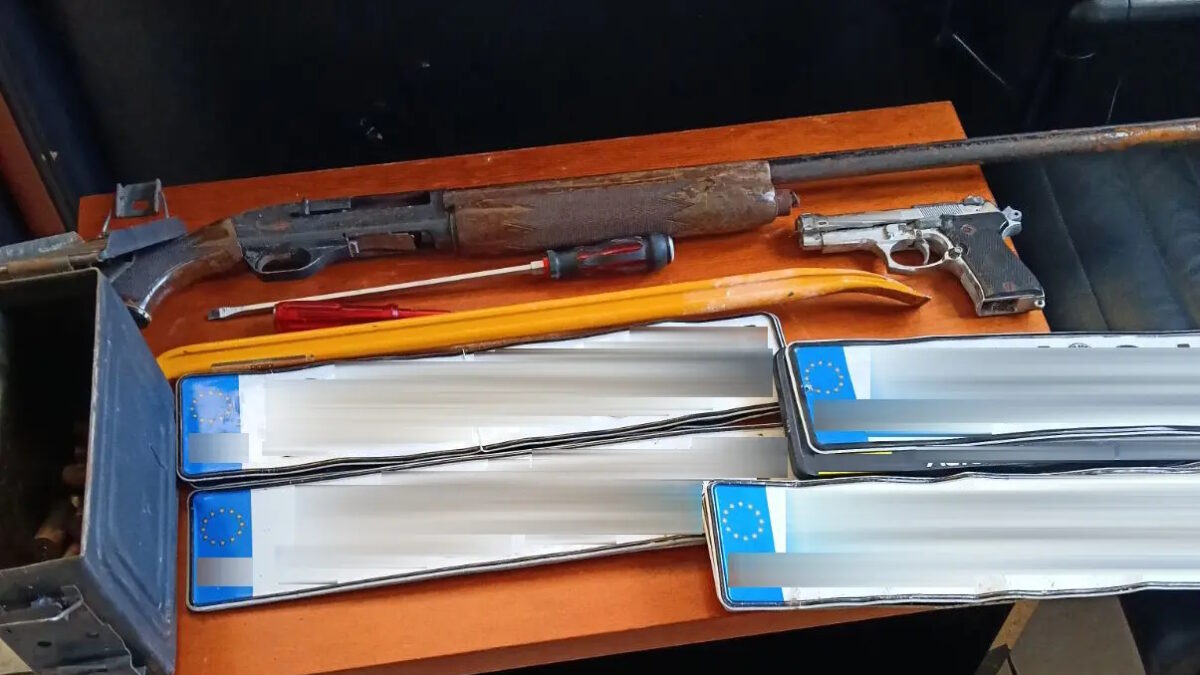 «Ντου» της αστυνομίας σε οικισμό στον Ασπρόπυργο