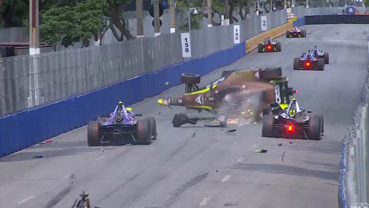 Formula E: Τρομακτικό ατύχημα του Πέπε Μαρτί στο Σάο Πάολο