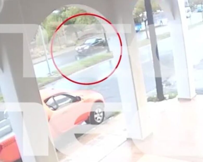 Φοινικούντα: Βίντεο ντοκουμέντο με το αυτοκίνητο που φέρεται να μετέφερε τον εκτελεστή στα ΚΤΕΛ