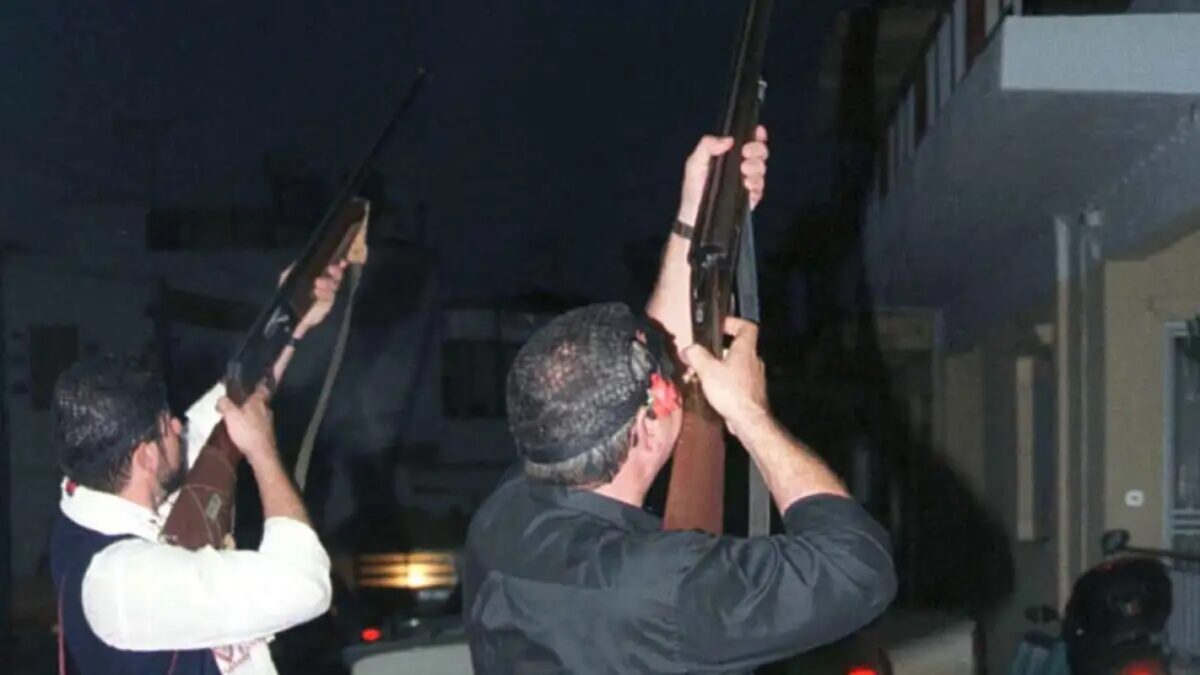 Μπαλωθιές στην Κρήτη