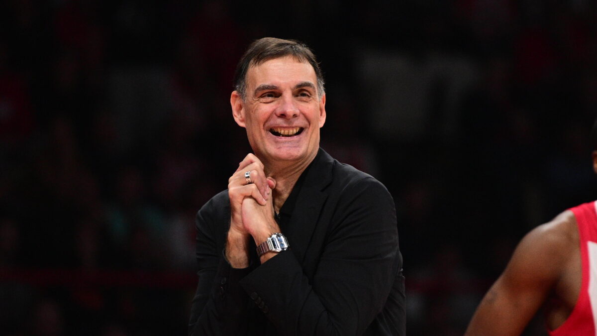 Ο Γιώργος Μπαρτζώκας στο ματς με τη Βαλένθια (KLODIAN LATO