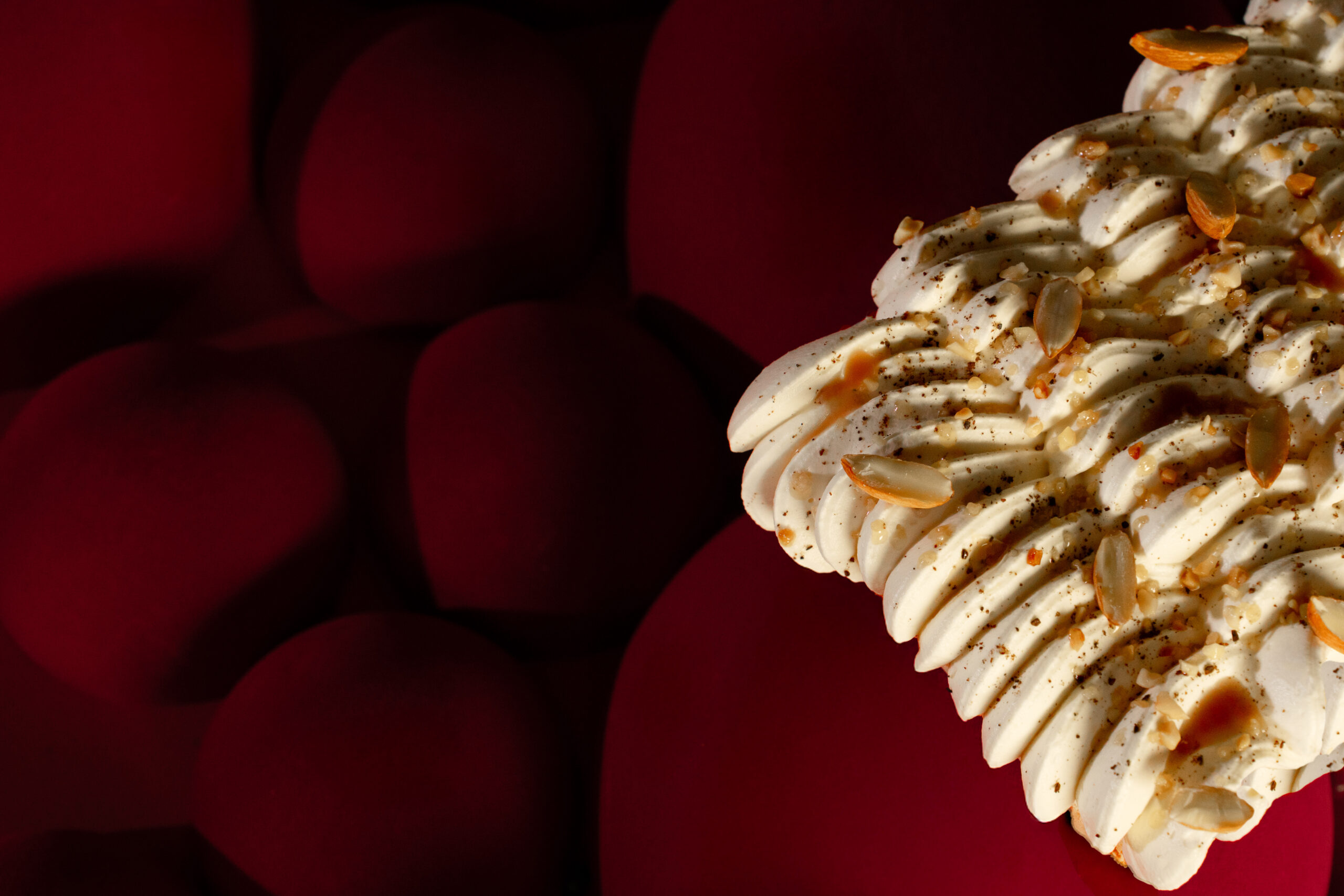 Τι πιο όμορφο αυτές τις γιορτές από ένα λαχταριστό Saint Honoré ;