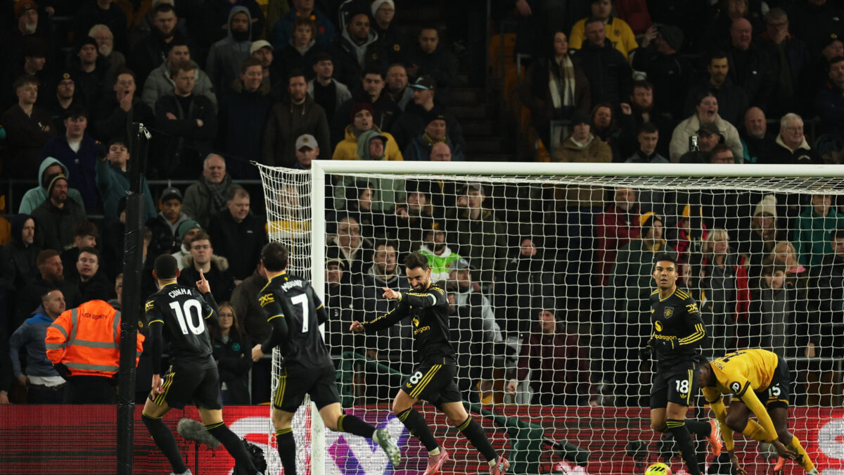 Ο Μπρούνο Φερνάντες πανηγυρίζει για τη Γιουνάιτεντ