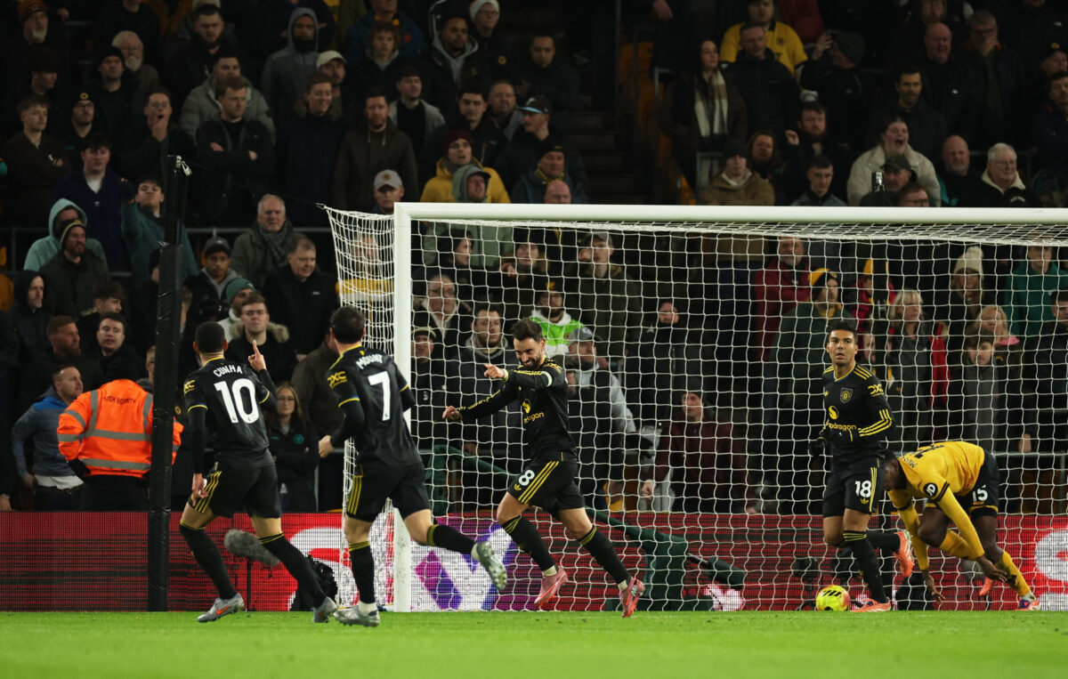 Ο Μπρούνο Φερνάντες πανηγυρίζει για τη Γιουνάιτεντ