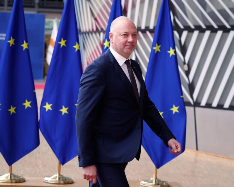 Βουλγαρία: Παραιτήθηκε η κυβέρνηση μετά από εβδομάδες διαδηλώσεων