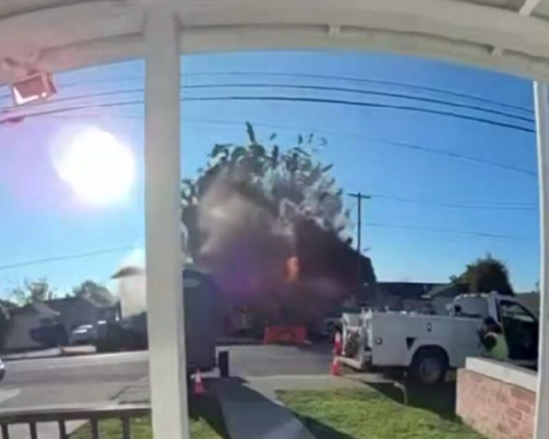 Καλιφόρνια: Η στιγμή που γίνεται μεγάλη έκρηξη σε αγωγό αερίου – 6 τραυματίες, καταστράφηκαν 3 κτίρια