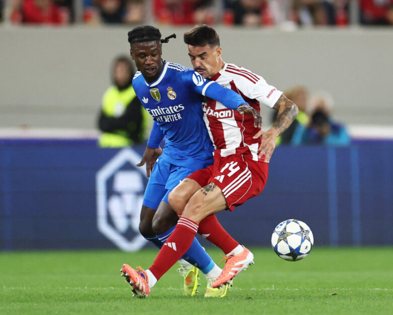 Ο Καμαβιγκά είναι δυσαρεστημένος με τον Τσάμπι Αλόνσο και θέλει να φύγει από τη Ρεάλ Μαδρίτης