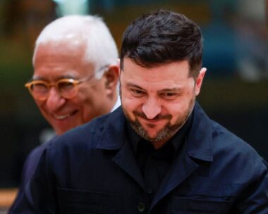 Ο πρόεδρος του Ευρωπαικού Συμβουλίυ Αντόνιο Κόστα και ο Βολοντίμιρ Ζελένσκι