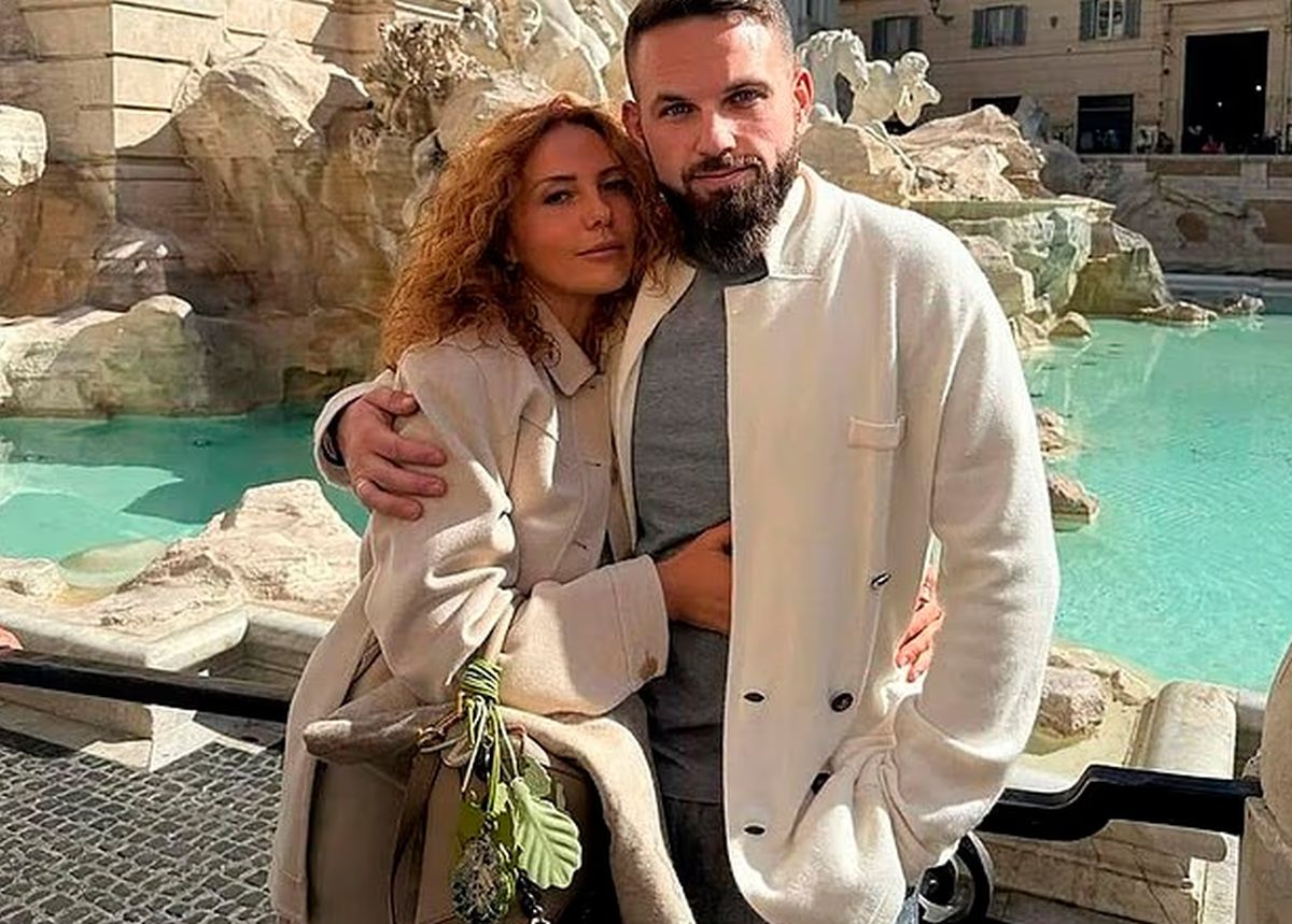 Ο Ρομάν Νόβακ και η σύζυγός του Άννα