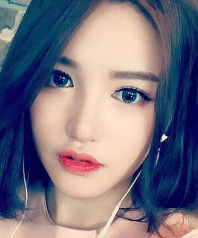 Η influencer Daddoa