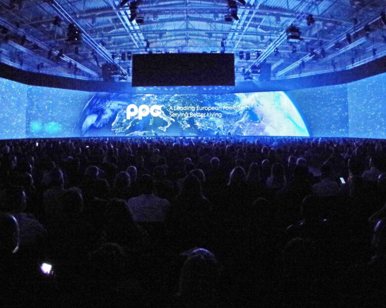 Η ΔΕΗ επανασχεδιάζει την εμπειρία του πελάτη