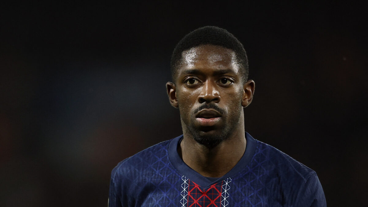 Ο Ντεμπελέ σε αγώνα της Παρί