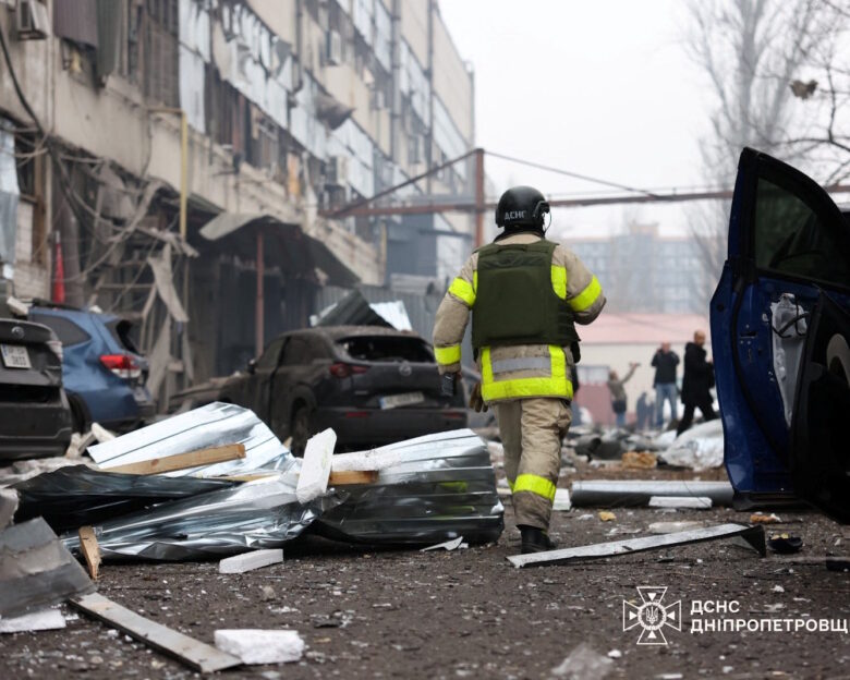 Ουκρανία: Φονική ρωσική πυραυλική επίθεση στην πόλη Ντνίπρο με 4 νεκρούς και 22 τραυματίες