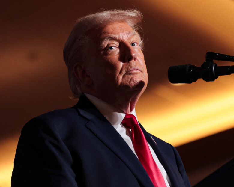 Η κυβέρνηση Τραμπ ξεκίνησε έρευνα για πιθανούς θανάτους που οφείλονται στα εμβόλια κατά της COVID-19