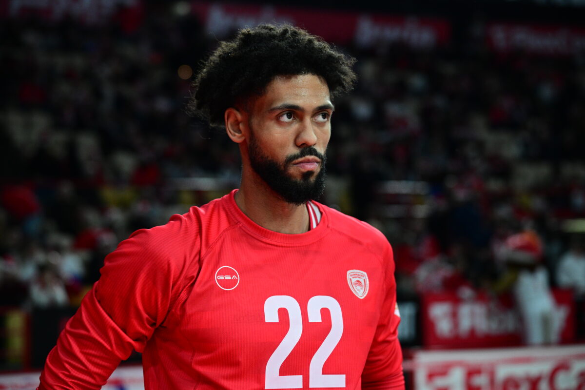 Ο Ντόρσεϊ κόντρα στον Κολοσσό (KLODIAN LATO