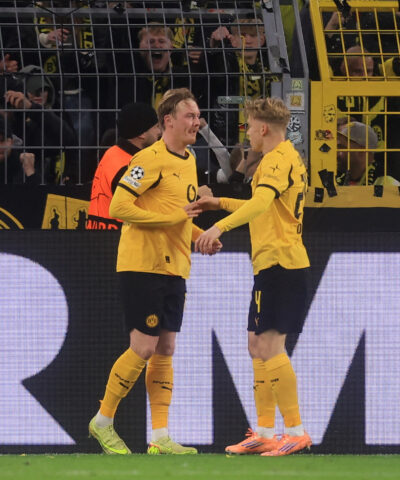 Οι παίκτες της Ντόρτμουντ σε πανηγυρικό στιγμιότυπο