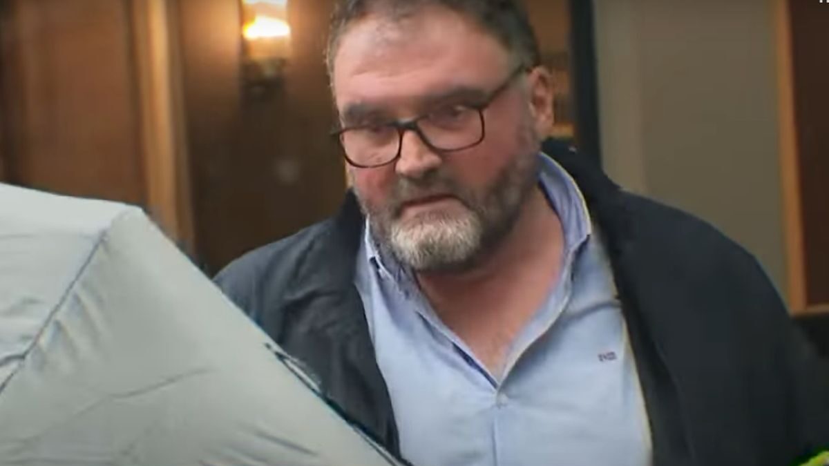 Ο 53χρονος Γάλλος αναισθησιολόγος Φρεντερίκ Πεσιέ