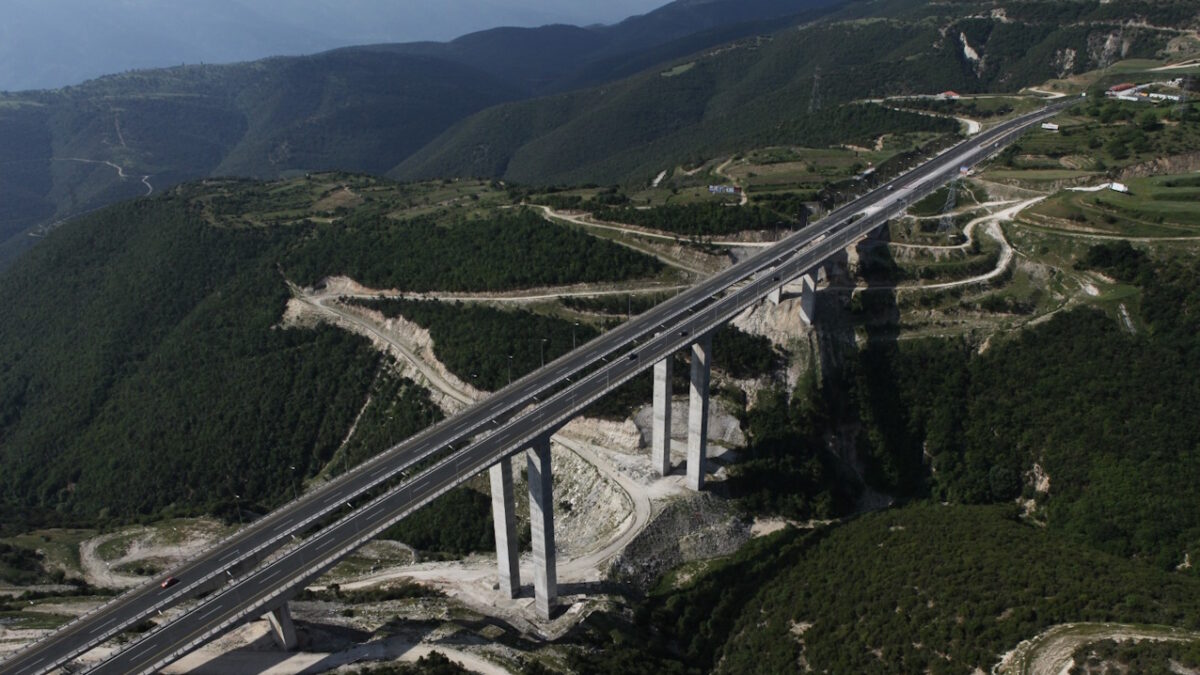 Η Εγνατία Οδός περνάει στην κοινοπραξία ΓΕΚ ΤΕΡΝΑ και Egis Projects για τα επόμενα 35 χρόνια