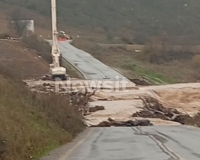 Κακοκαιρία Byron: Υπερχείλισε ο Ενιπέας στη Λάρισα – Μήνυμα του 112 για απομάκρυνση των κατοίκων προς τα Φάρσαλα