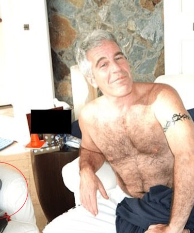 Η επίμαχη φωτογραφία με το παιδικό πόδι