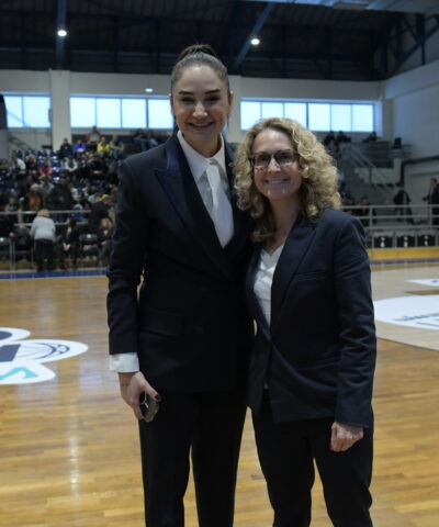 Η Σελέν Ερντέμ με τη Φρόσω Δρακάκη (ΛΕΩΝΙΔΑΣ ΜΠΑΚΟΛΑΣ