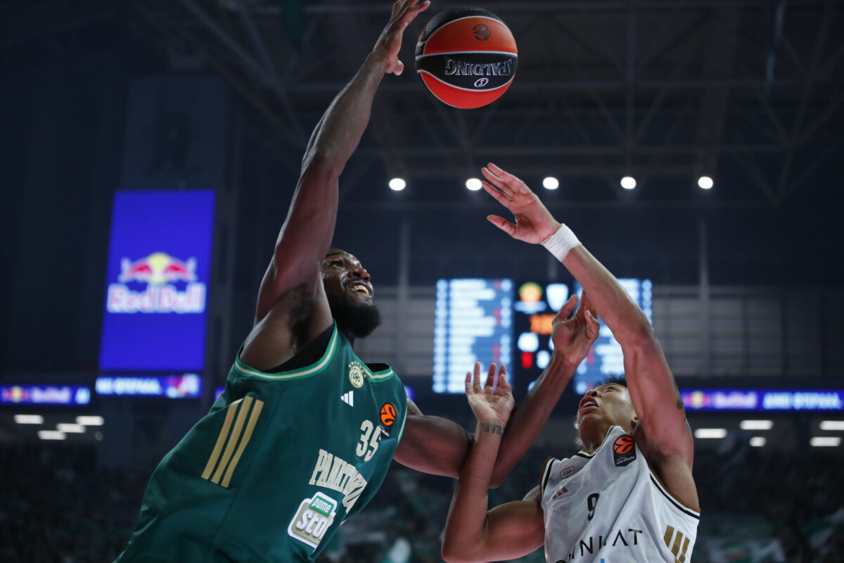 Κένεθ Φαρίντ