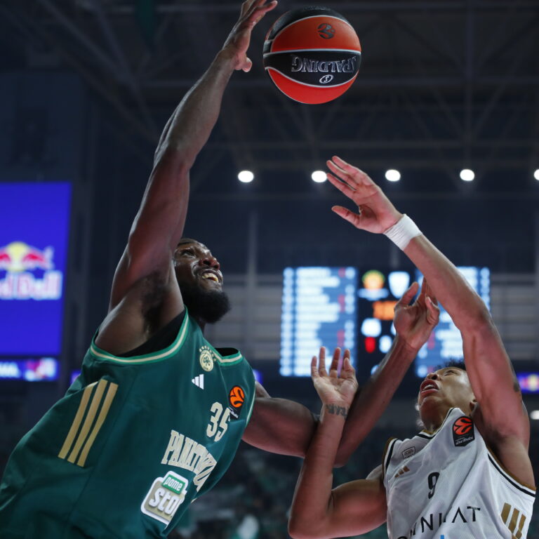 Κένεθ Φαρίντ