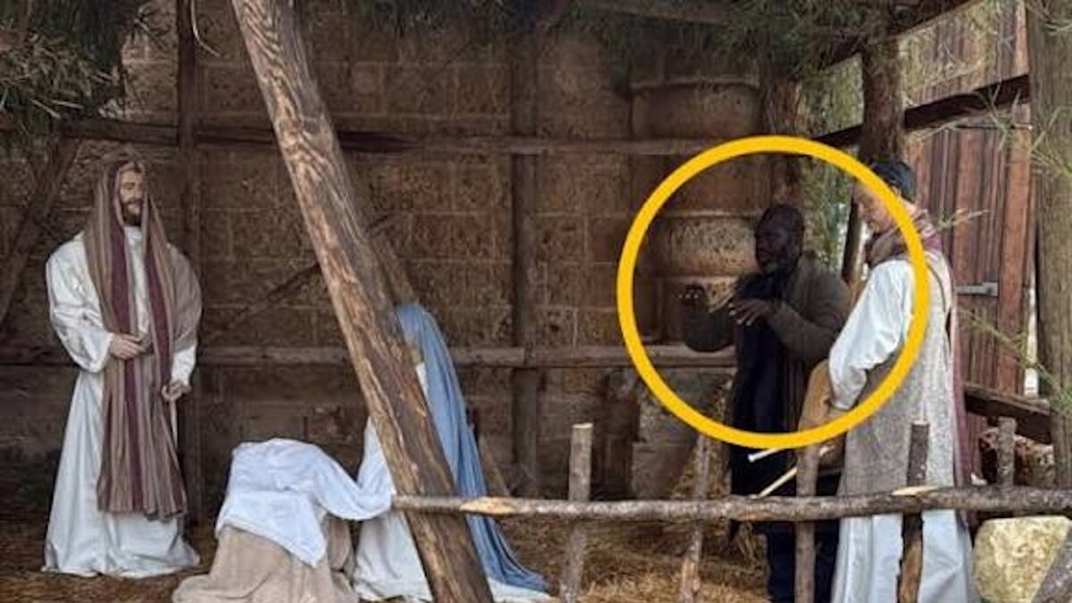 Ο άνδρας μέσα στη φάτνη