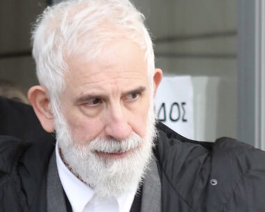 Πέτρος Φιλιππίδης