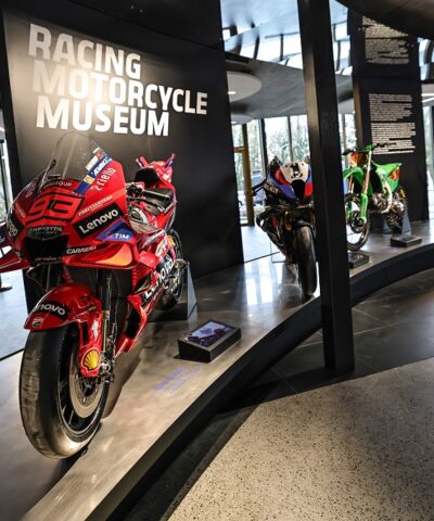 contactphelloe@gmail.com