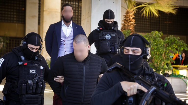 O 33χρονος ανιψιός του ιδιοκτήτη κάμπινγκ και ο 32χρονος επιχειρηματίας οδηγούνται στον εισαγγελέα εκτέλεσης ποινών