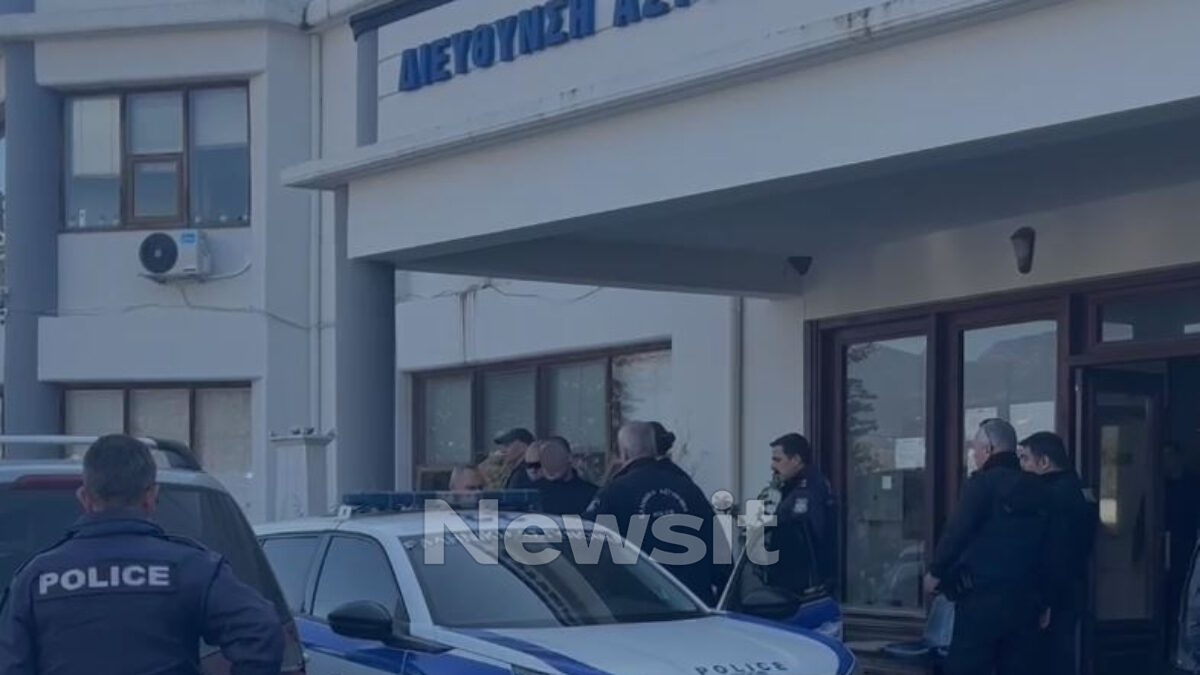 Οι δύο άνδρες στα δικαστήρια