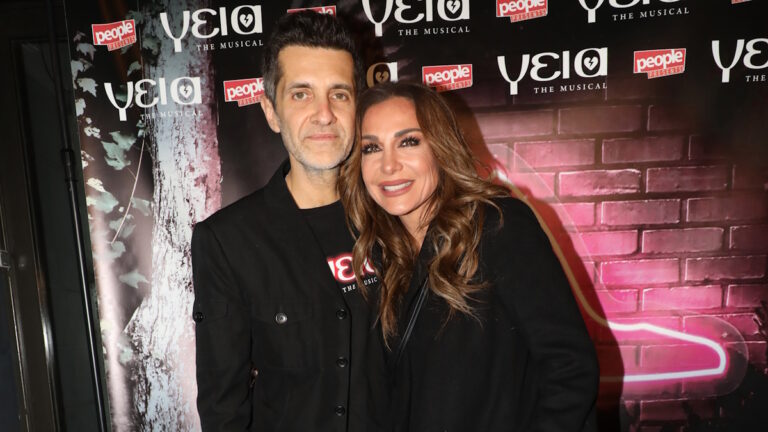 Ο Φοίβος με την Δέσποινα Βανδή