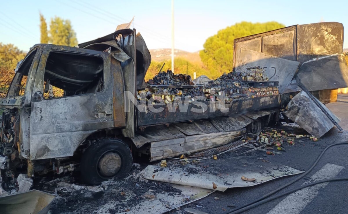 Διακοπή κυκλοφορίας στην Αθηνών – Λαμίας, στα διόδια Αφιδνών: Ξέσπασε φωτιά σε φορτηγό