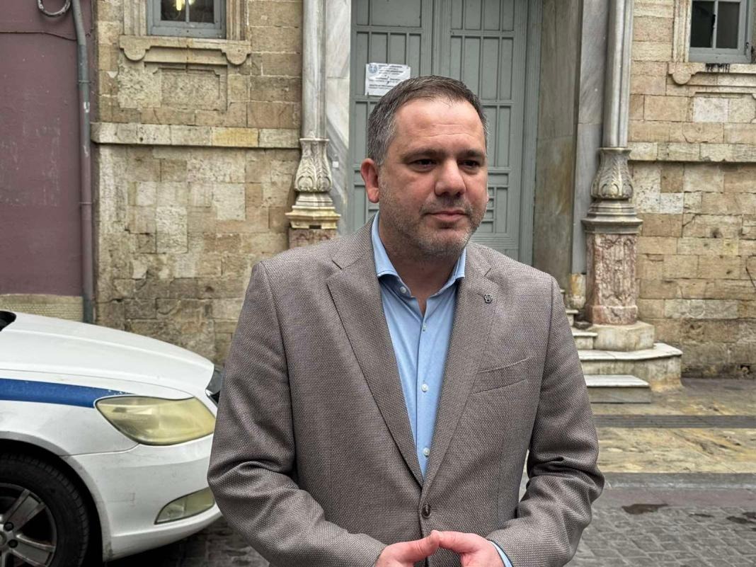 Ο δικηγόρος, Φραγκίσκος Λαμπρινός