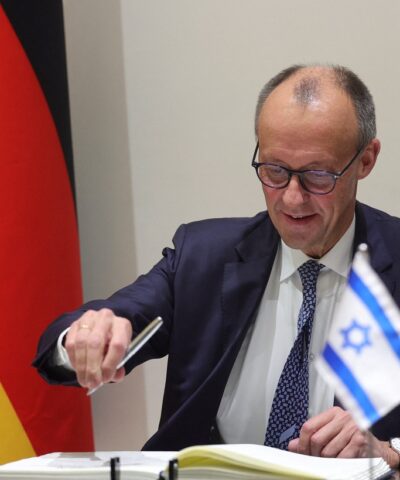 Φρίντριχ Μερτς