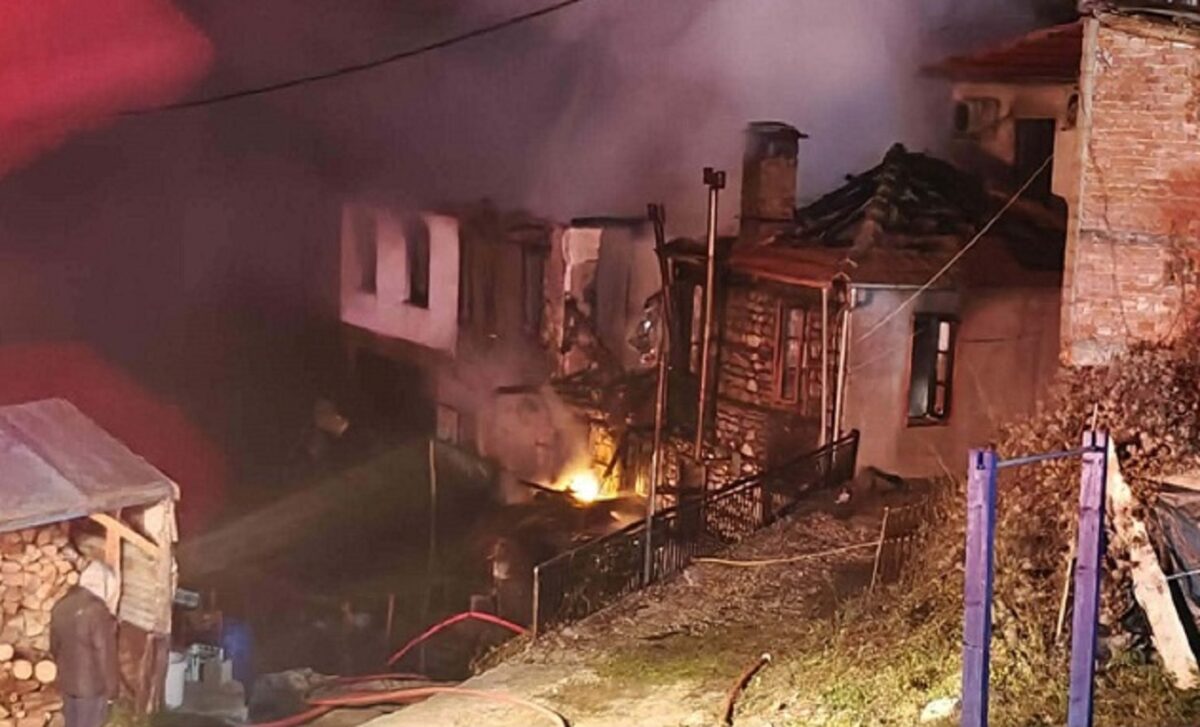 Φωτιά στο Μέτσοβο