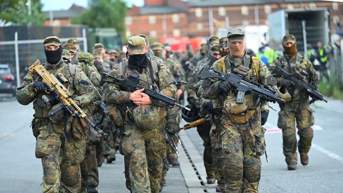 Γερμανοί στρατιώτες σε άσκηση
