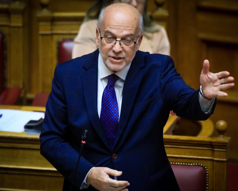 Φλωρίδης κατά Φάμελλου, Χαρίτση και Πολάκη στη Βουλή: Οι «αρχηγοί του εξώστη» και ο «γενίτσαρος»