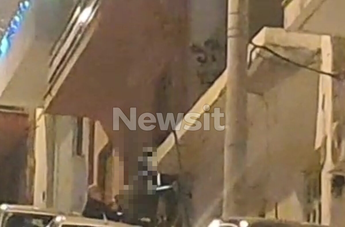 Από την επιχείρηση για τη μεταφορά της σορού του ηλικιωμένου